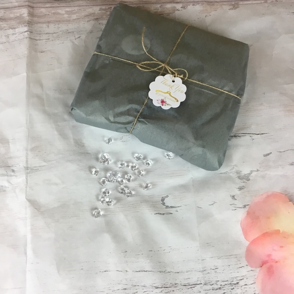 Personalized  Round Scallop Poshmark Hanging Tags,  Thank You Hanging Ta… - Picture 2 of 11